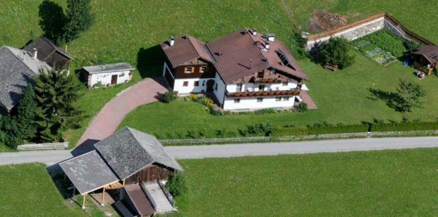 Ferienhaus-Gruenfelder ลูซอน ภายนอก รูปภาพ