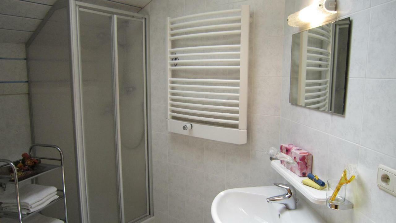 Ferienhaus-Gruenfelder ลูซอน ภายนอก รูปภาพ